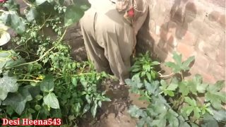 Indian hardcore fucking with a village gf at backyard