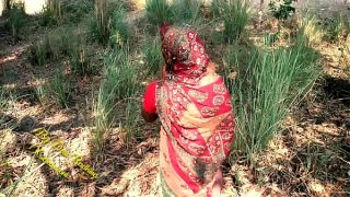 देसी भाभी की जंगल मे चुदाई Videos